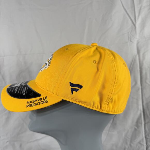 Nashville Predators Hat Cap Fitted Mens Large Yellow NHL Hockey Stretch Fit Pro - Picture 3 of 8